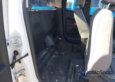 2015 Chevrolet Colorado Wt from USA, damaged, VIN 1GCHSAEA5F1255086